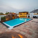 La Belle Vie - Santorini - Adults Only