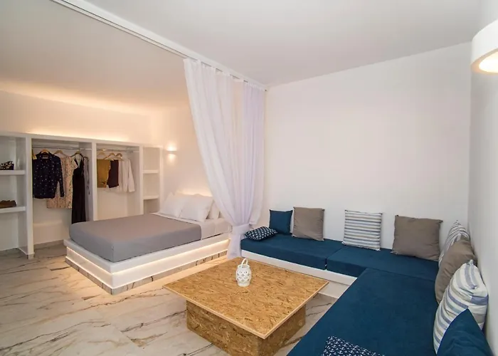 La Belle Vie - Santorini - Adults Only