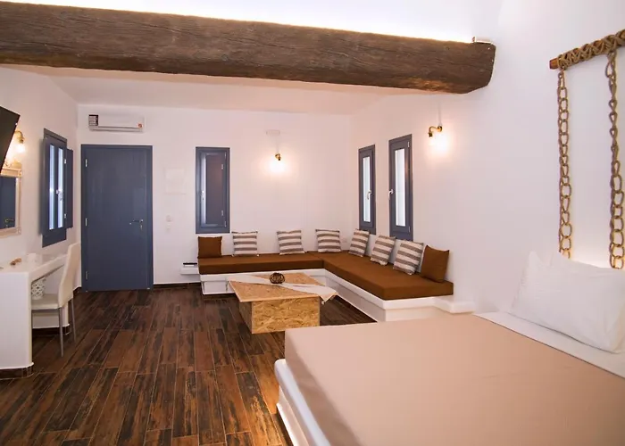 La Belle Vie - Santorini - Adults Only