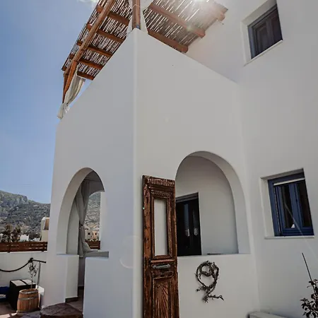 La Belle Vie - Santorini - Adults Only Камари